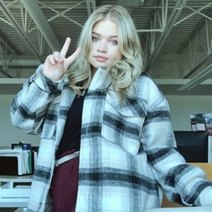 Meet your Posher, Emma